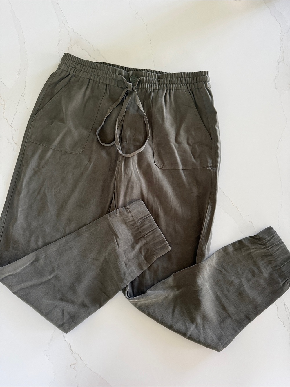 Tahari women’s Olive Green Drawstring Joggers